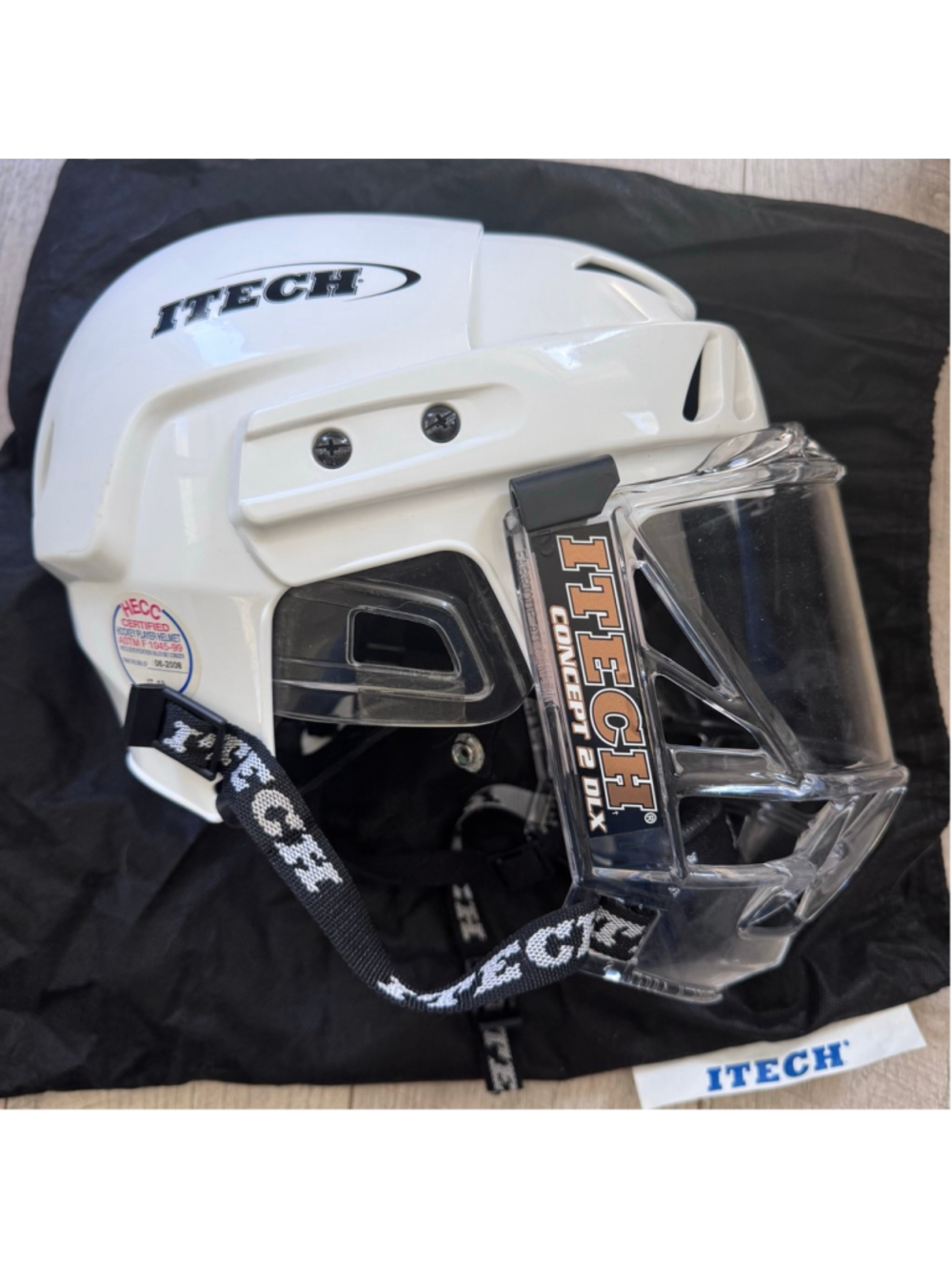 ITECH HC100 White Large Hockey Helmet Concept 2 DLX Full Face Shield + Bag